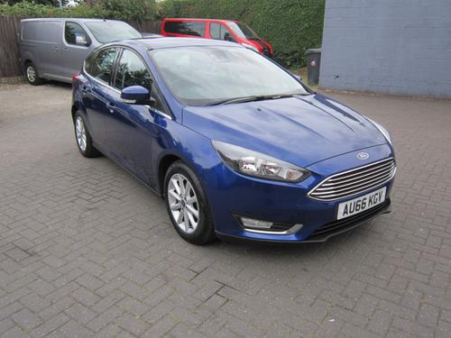 2017 FORD FOCUS 1.0 ECOBOOST TITANIUM 5DR PETROL 78,326 MILES MANUAL ONLY 5,500 VIEW DETAILS... photo