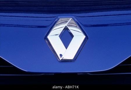 2002 CLIO 1.2 AUTHENTIQUE 3DR SUPER SUPER LOW MILES WHAT A LITTLE GEM FIND... photo