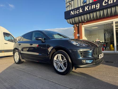 2017 Porsche Macan