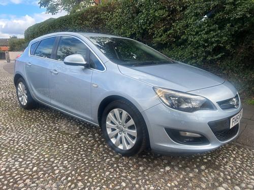 2015 Vauxhall Astra