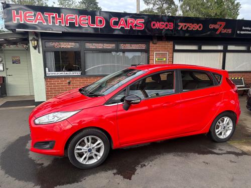 2015 FORD FIESTA 1.25 82 ZETEC 5DR PETROL 87,000 MILES MANUAL ONLY 3,995 VIEW DETAILS... photo