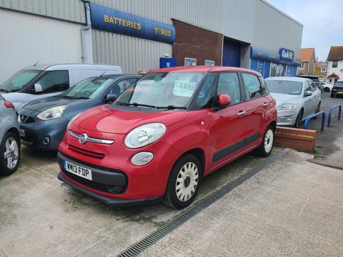 2013 FIAT 500L 1.3 MULTIJET 85 DIESEL EASY 5 DOOR DIESEL 74,000 MILES MANUAL ONLY... photo