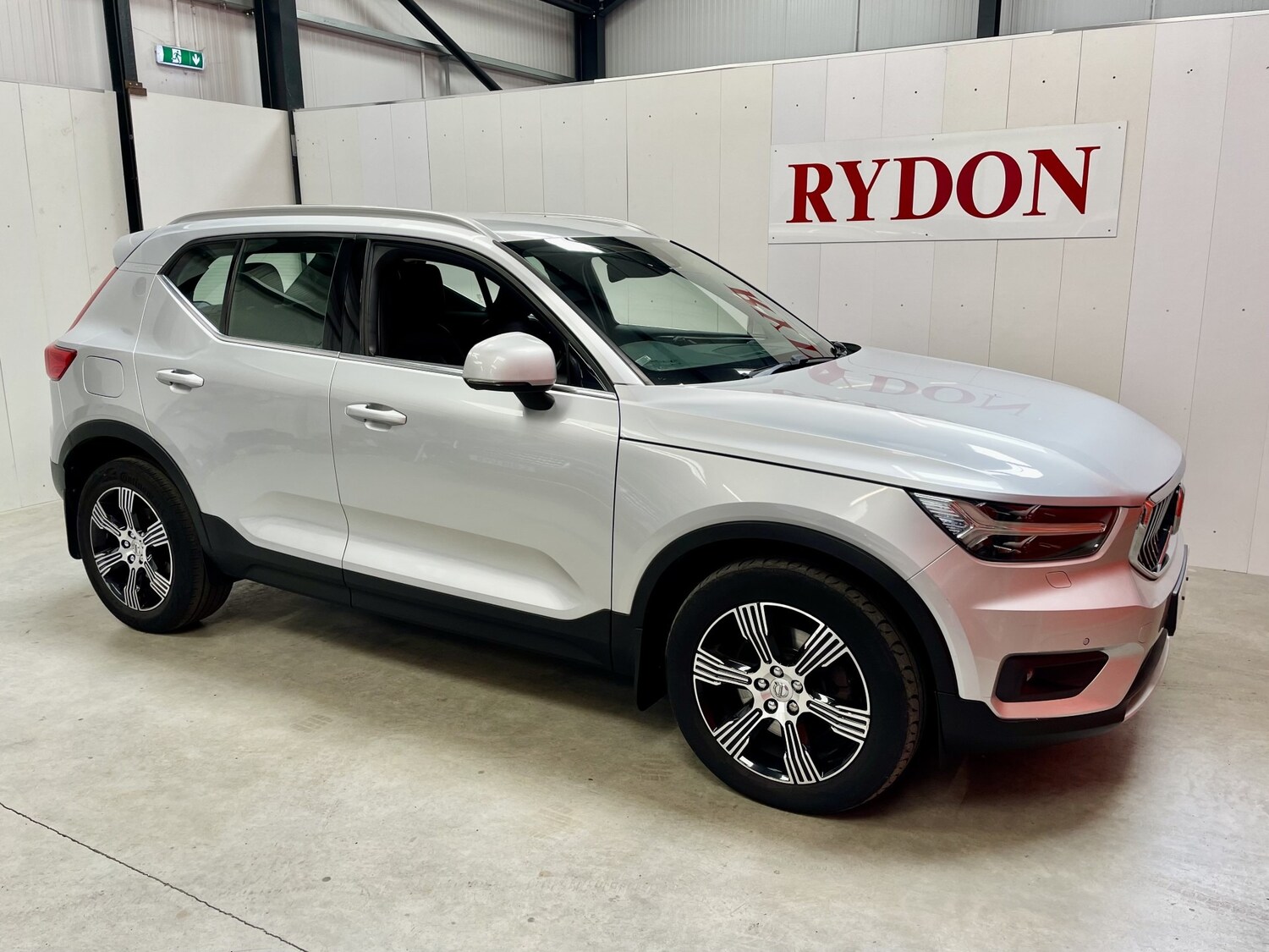 2018 VOLVO XC40