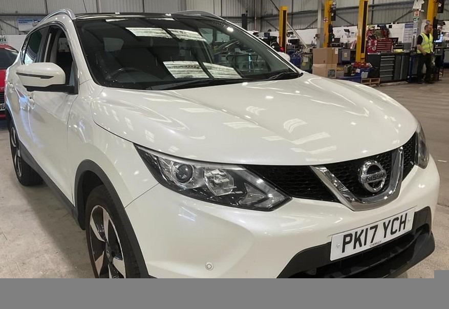 NISSAN QASHQAI 1.2 DIG T N CONNECTA 5DR PANROOF 8 SERVICES ULEZ NAV CAMERA...