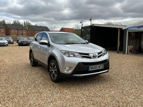 2015 Toyota RAV4 | £11,995