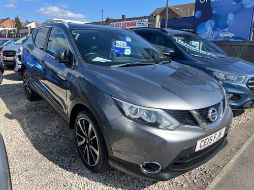 2015 NISSAN QASHQAI 1.2 DIG T TEKNA 5DR PETROL 60,000 MILES MANUAL ONLY 8,450 FROM... photo