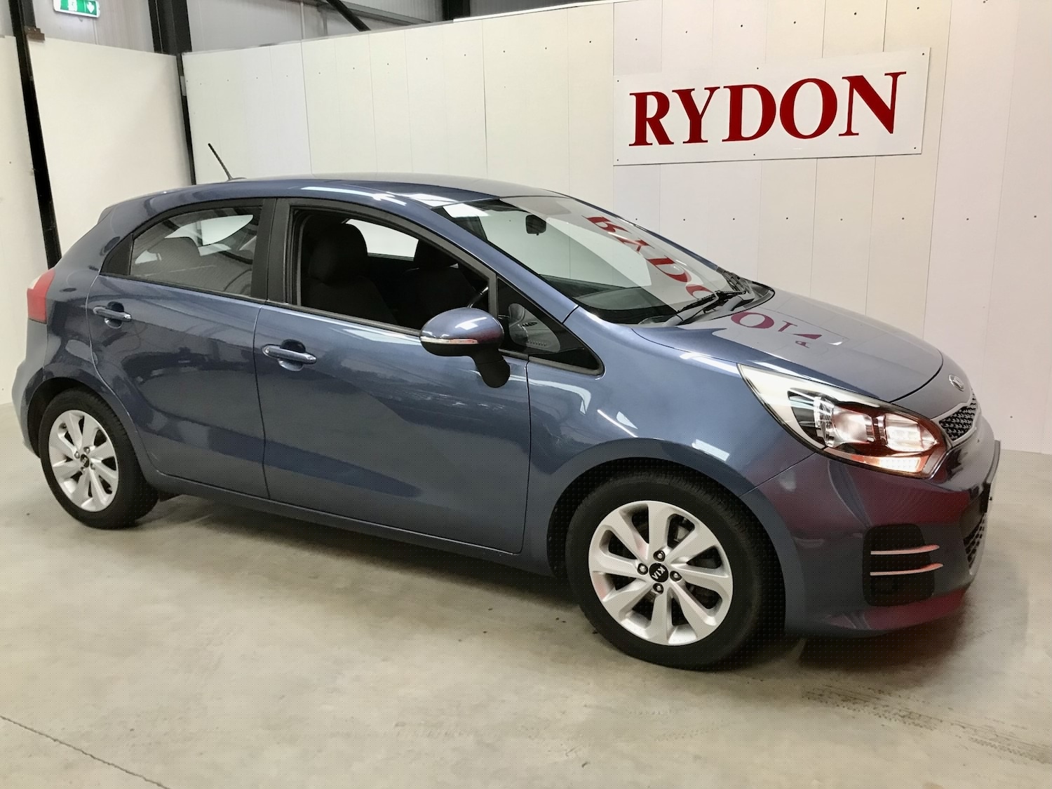 KIA RIO 1.4 2 5DOOR AUTOMATIC PETROL 23,945 MILES AUTOMATIC RYDON CAR SALES EXETER...