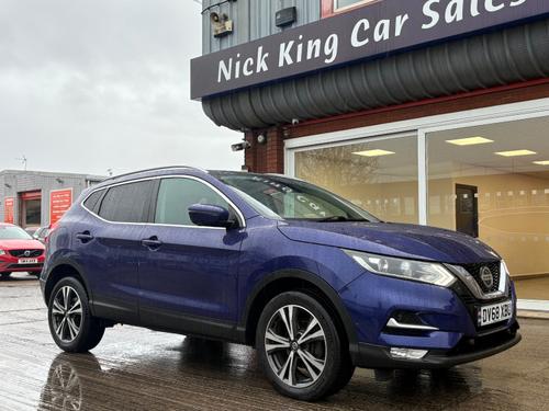 2018 NISSAN QASHQAI 1.5 DCI 115 N CONNECTA 5DR PANROOF SAT NAV CAMERA ULEZ DIESEL... photo