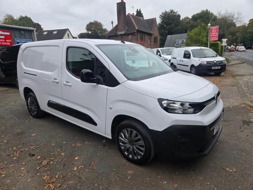 Used 2024 Citroen Berlingo BlueHDi 100ps h1 l2 Van Driver - Main Image