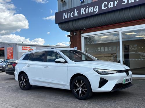 2024 5 115kw trophy ev long range 61kwh 5dr auto ++ 1 owner / nav / carplay electric - 29,000 miles... photo