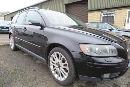 2006 VOLVO V50 1.8 SE 5DR PETROL 118,402 MILES MANUAL ONLY 1,500 VIEW DETAILS... photo