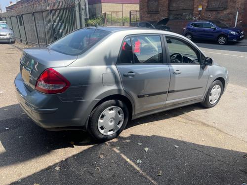 Nissan TIILDA Photo motors-8a506c7c2f5fbe25f43d09f360f228fcbfa36e5a.jpg