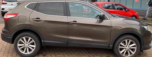 2014 2014 Nissan Qashqai 1.2 DiG-T Acenta Premium 5dr ++ NAV / CAMERA / DAB / 7 SERVICES ++ Petrol photo