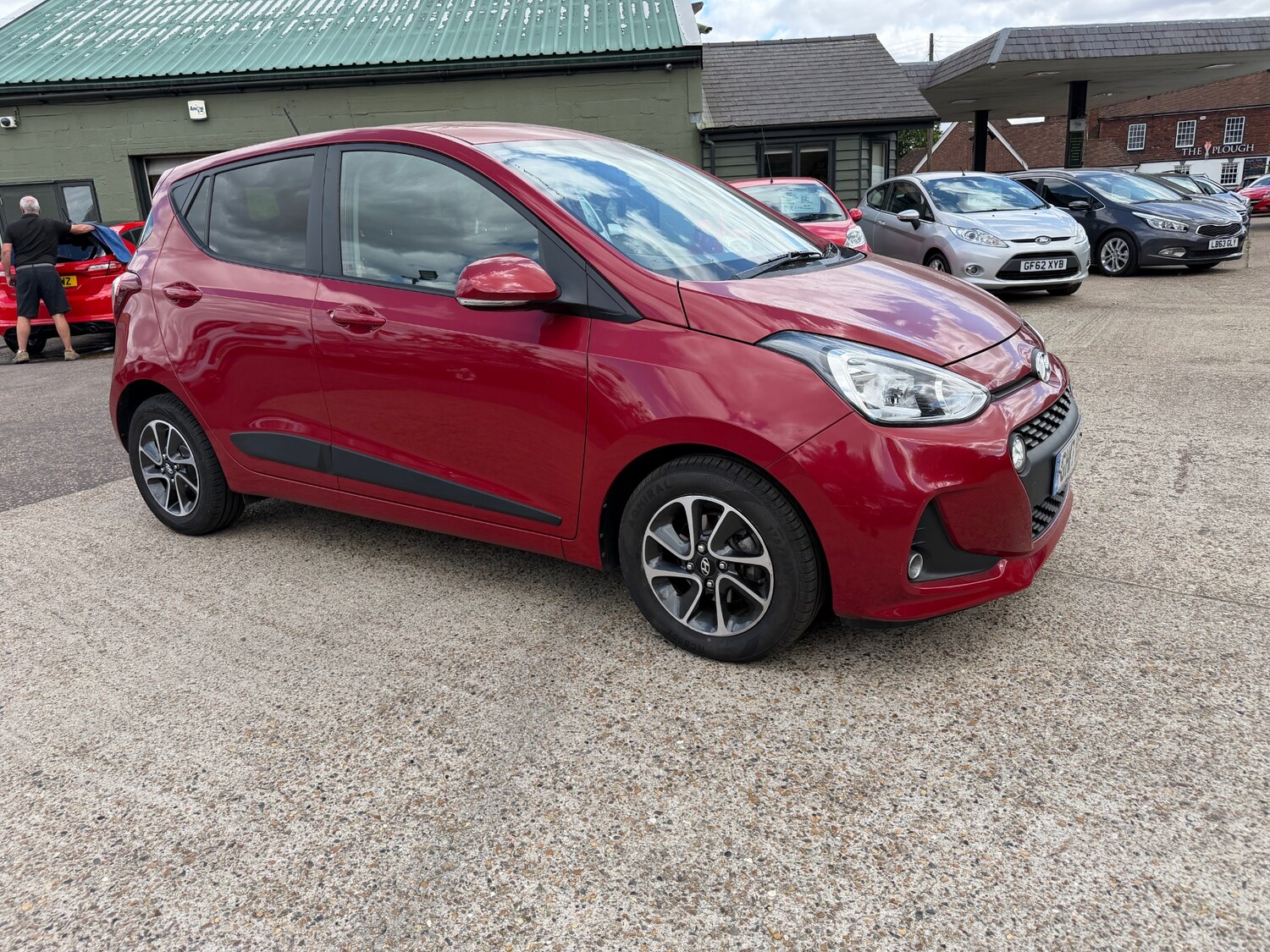 HYUNDAI I10 1.2 PREMIUM 5DR PETROL 27,722 MILES MANUAL ONLY 7,495 VIEW DETAILS...