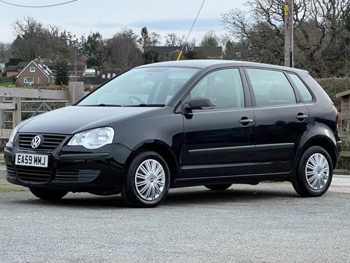 2009 POLO 1.2 E 60 5DR LOW MILES 2 FORMER KEEPERS. FULL MOT PETROL... photo