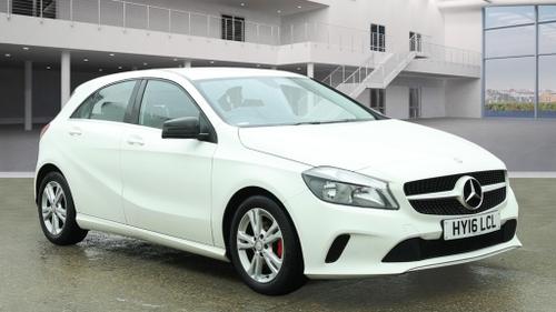 2016 MERCEDES A CLASS A180D SE 5DR LEATHER ULEZ 20 TAX 80 MPG 5 SERVICES DIESEL... photo