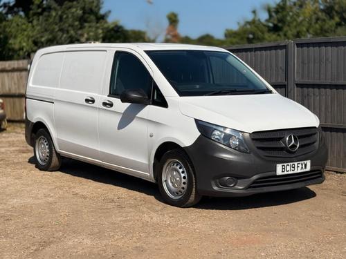 2019 VITO 111CDI VAN 69K MILES ULEZ DIESEL 69,000 MILES MANUAL ONLY 8,000 VIEW... photo