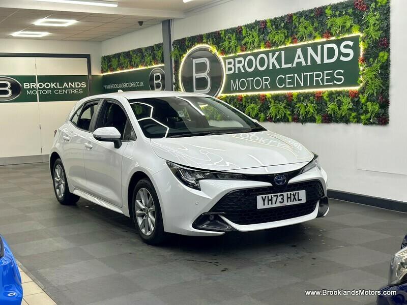 2023 TOYOTA COROLLA ICON TECH SAT NAV, HEATED SEATS AMP REVERSE CAMERA 41,000 MILES AUTOMATIC... photo