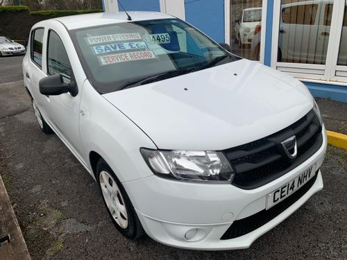 2014 Dacia Sandero | £3,995