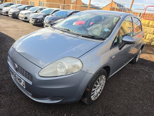 2009 Fiat Grande Punto — photo 1 of 5