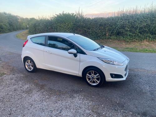 2017 Ford Fiesta - Image 1
