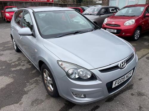 2009 HYUNDAI I30 1.4 COMFORT 5DR PETROL 89,118 MILES MANUAL ONLY 3,275 VIEW DETAILS... photo