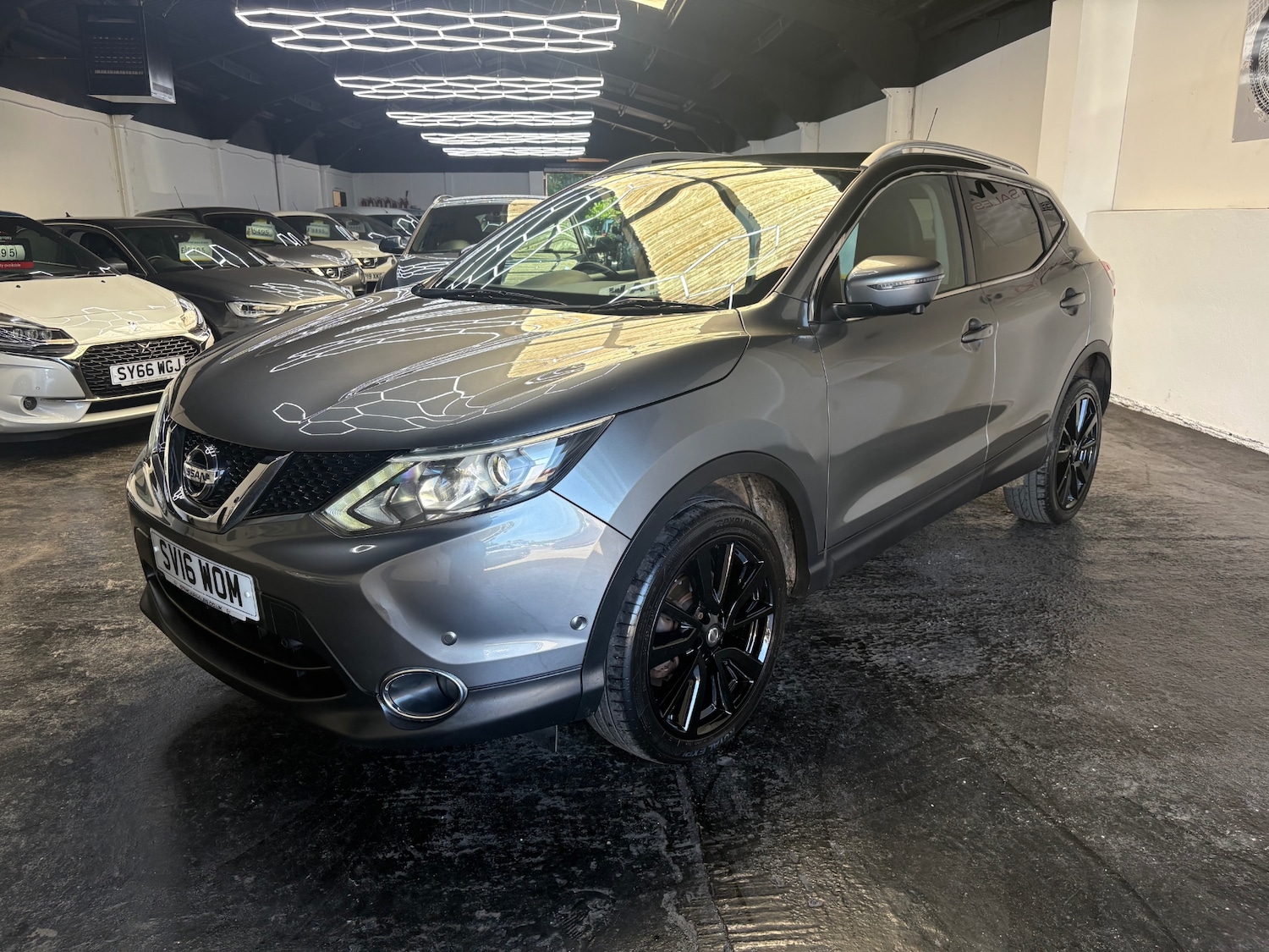 NISSAN QASHQAI 1.5 DCI TEKNA 5DR DIESEL 73,000 MILES MANUAL ONLY 7,495 VIEW DETAILS...
