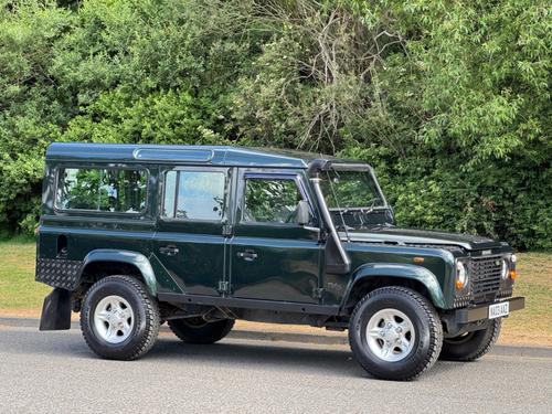 2003 Land Rover Defender | £17,495