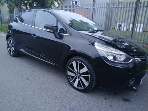 2016 RENAULT CLIO 1.5 DCI 90 ICONIC 25 NAV 5DR DIESEL 108,000 MILES MANUAL ONLY... photo