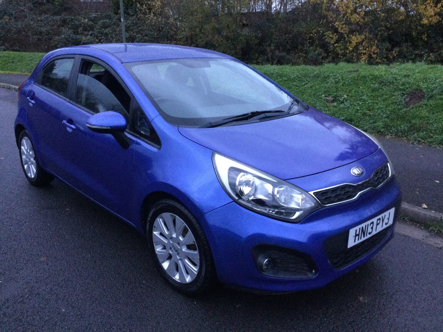 2013 KIA Rio thumbnail 12