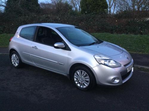 2012 CLIO 1.2 I MUSIC EURO 5 3DR PETROL 30,000 MILES MANUAL ONLY 2,500... photo