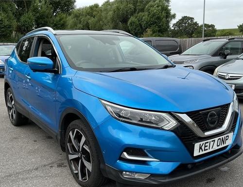 2017 NISSAN QASHQAI 1.2 DIG T TEKNA 5DR PANROOF NAV CAMERA 9 SERVICES ULEZ PETROL... photo