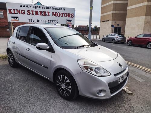 2009 RENAULT CLIO 1.6 VVT EXPRESSION 5DR AUTO PETROL 85,344 MILES AUTOMATIC ONLY 3,495 VIEW... photo