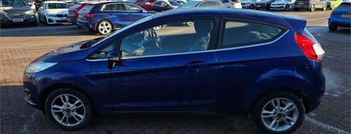 2015 2015 Ford Fiesta 1.25 Zetec 3dr ++ 1 OWNER / FORD HISTORY / ULEZ ++ Petrol photo