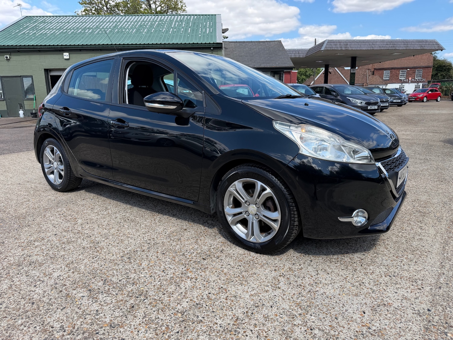 PEUGEOT 208 1.2 VTI ACTIVE 5DR PETROL 35,945 MILES MANUAL ONLY 4,295 VIEW DETAILS...