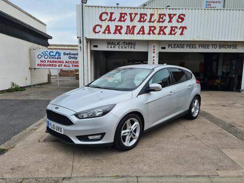 2015 FORD FOCUS 1.6 TDCI DIESEL 115 ZETEC 5 DOOR DIESEL 71,000 MILES MANUAL ONLY... photo
