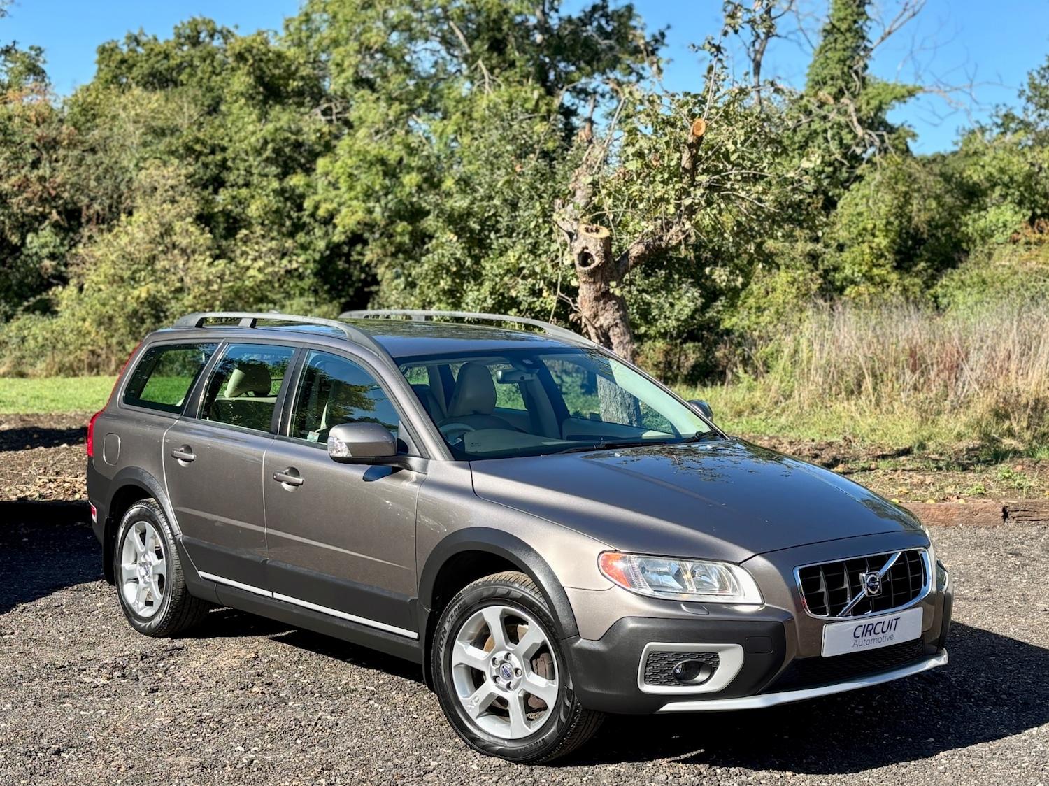 VOLVO XC70 2.4 D5 SE 185 BHP AWD METALLIC GREY ESTATE MANUAL DIESEL DIESEL...