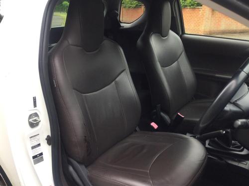 2009 TOYOTA IQ 1.0 VVT I 2 EURO 4 3DR PETROL 62,000 MILES MANUAL ONLY... photo