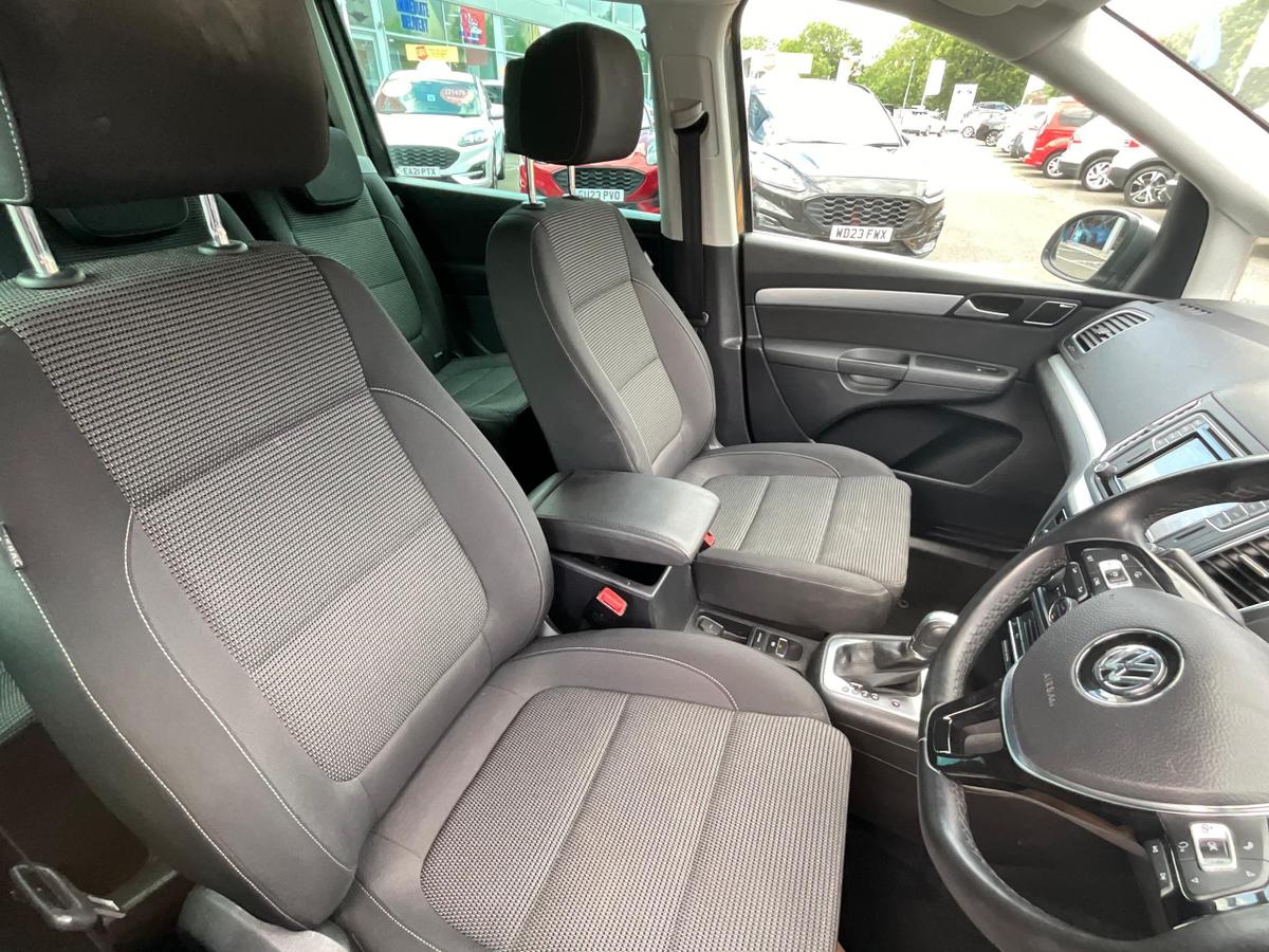 Used 2019 VOLKSWAGEN SHARAN Grey £18,949 | Abingdon 