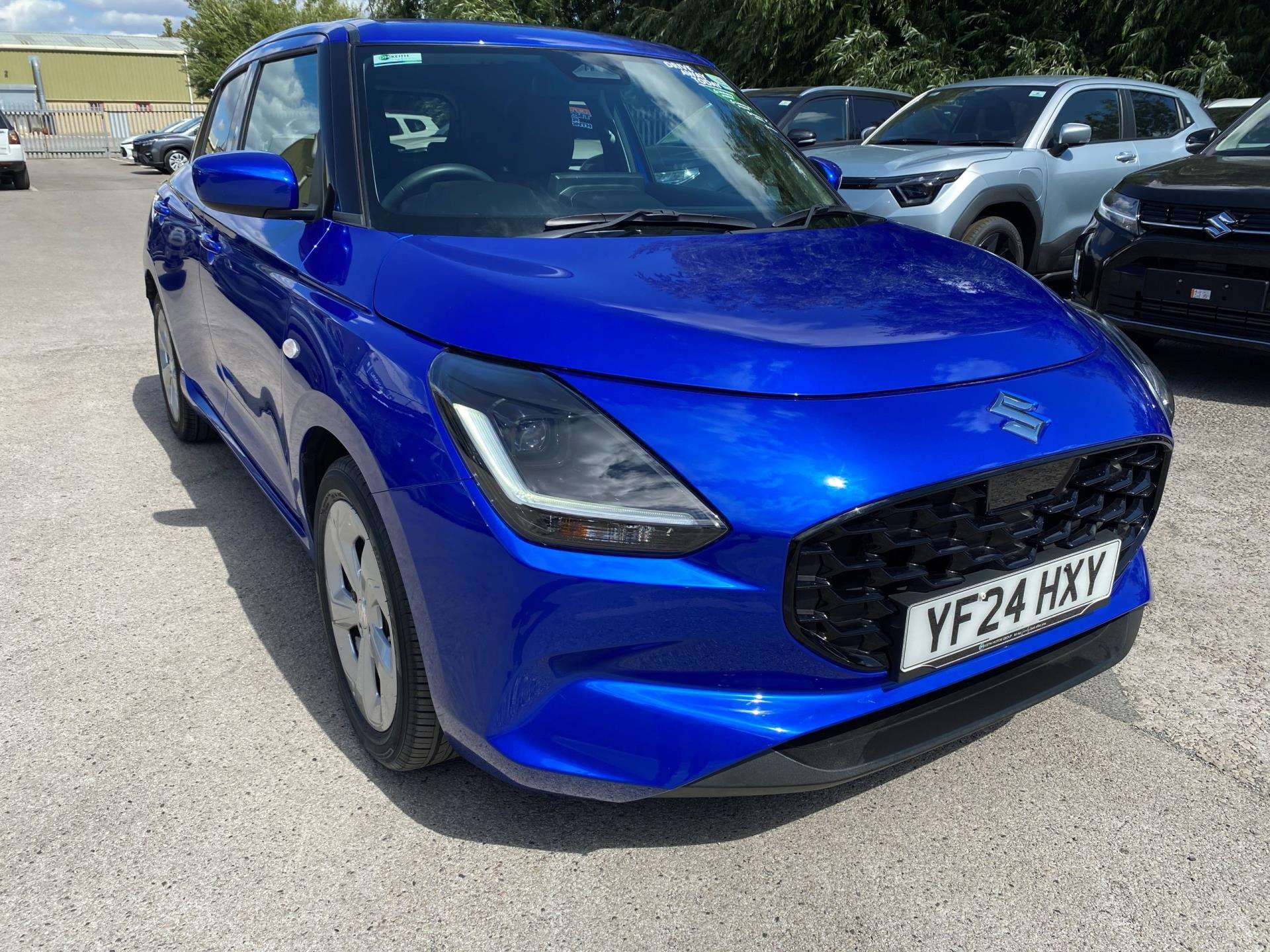 Suzuki Swift 1.2 Mild Hybrid Motion 5dr - Image 1