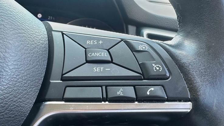 Used Nissan QASHQAI GK21PXX 24