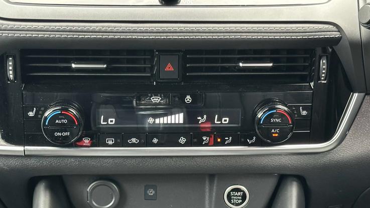 Used Nissan QASHQAI GD75KWH 16