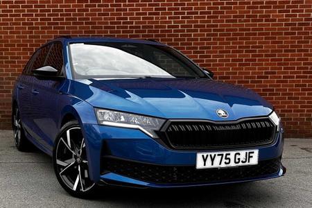 None SKODA OCTAVIA 1.5 TSI 150 E TEC SPORTLINE 5DR DSG MILEAGE 1,716 MILES FUEL... photo