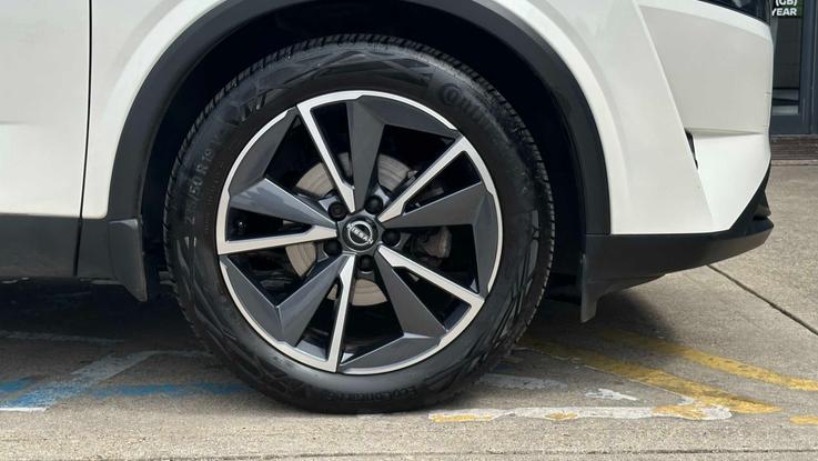Used Nissan QASHQAI GK24NTV 4