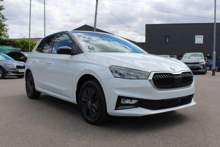 None SKODA FABIA 1.0 MPI 80 DESIGN EDITION 5DR MILEAGE 1,900 MILES FUEL TYPE PETROL... photo