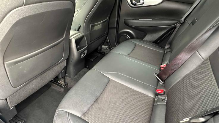 Used Nissan QASHQAI LP69KMA 10