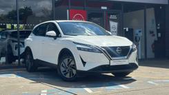 Used Nissan QASHQAI YH72HHF 1
