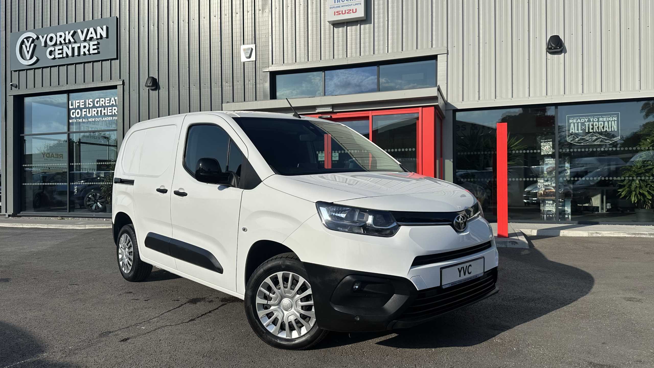 2022 TOYOTA PROACE CITY