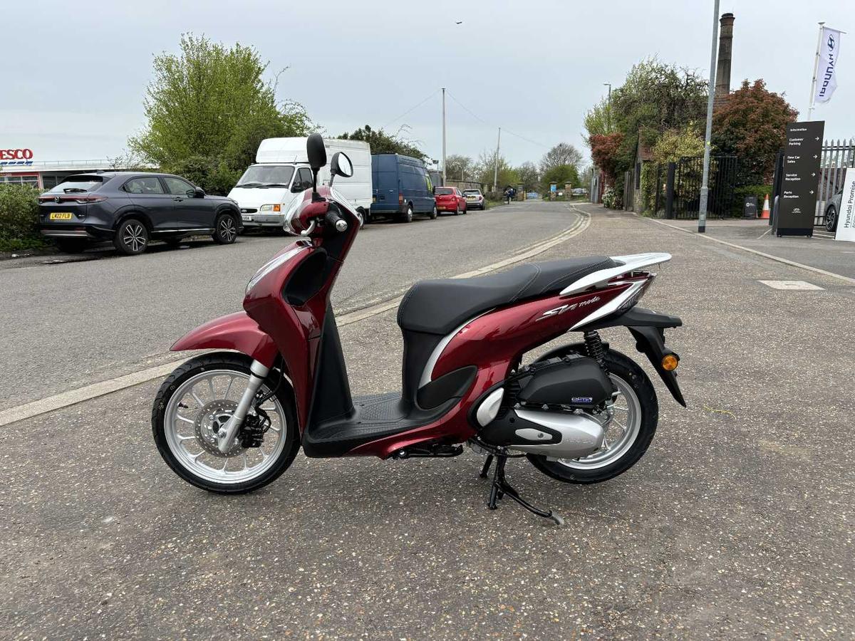 Sh Mode 125 Scooter Sh Honda 125 New Honda SH MODE 125 FSH125R2E