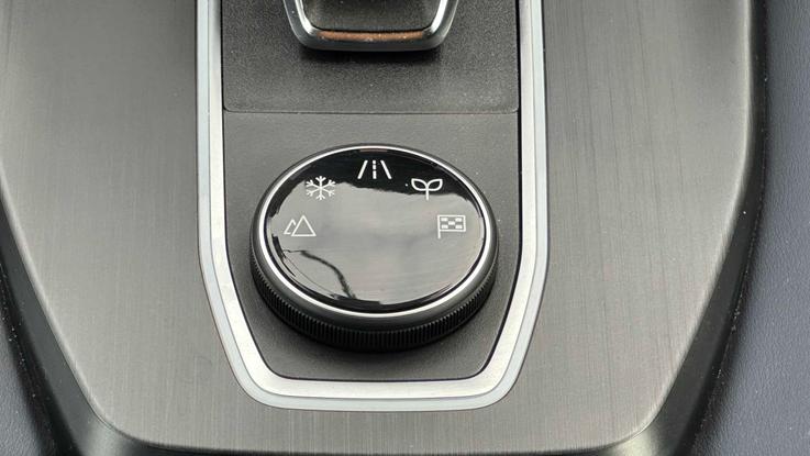 Used Nissan QASHQAI GK24NTV 19